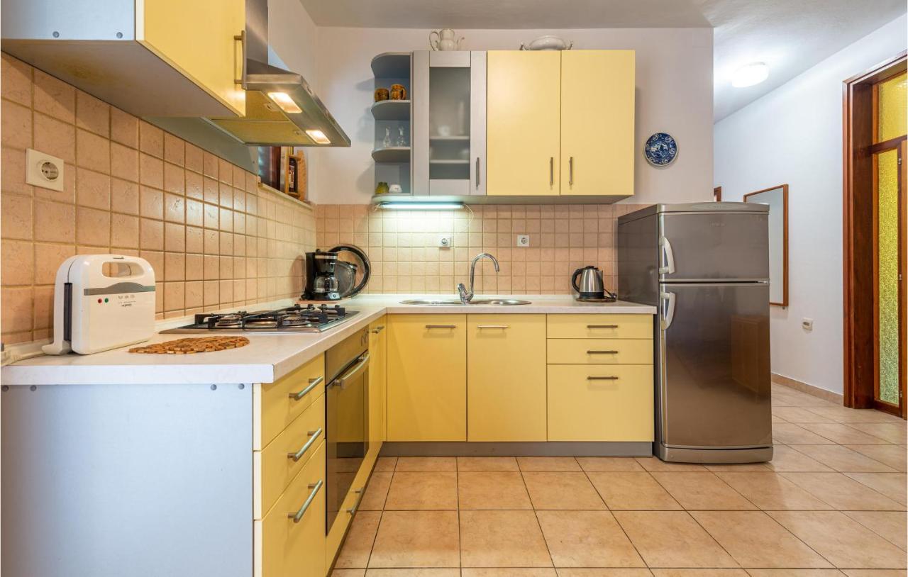 Stunning Apartment In Zadar With Wifi Екстериор снимка