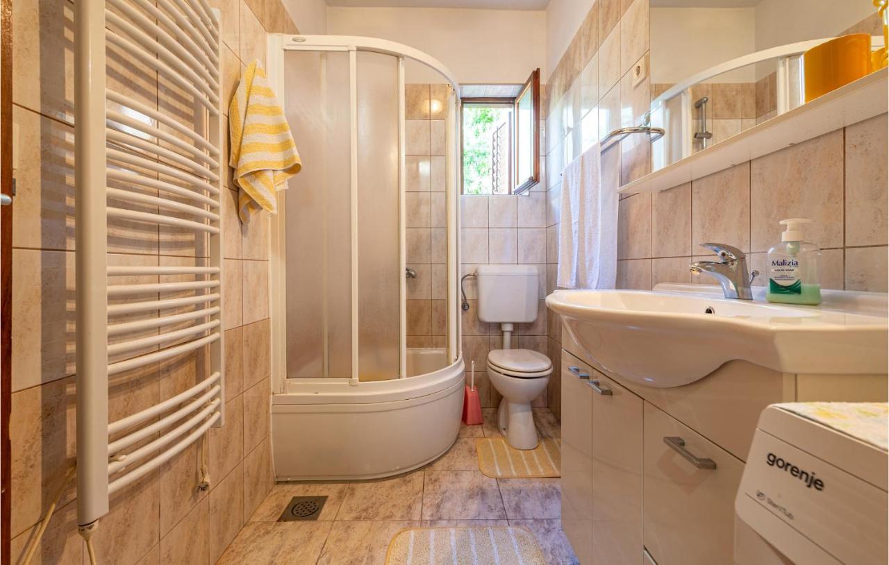 Stunning Apartment In Zadar With Wifi Екстериор снимка