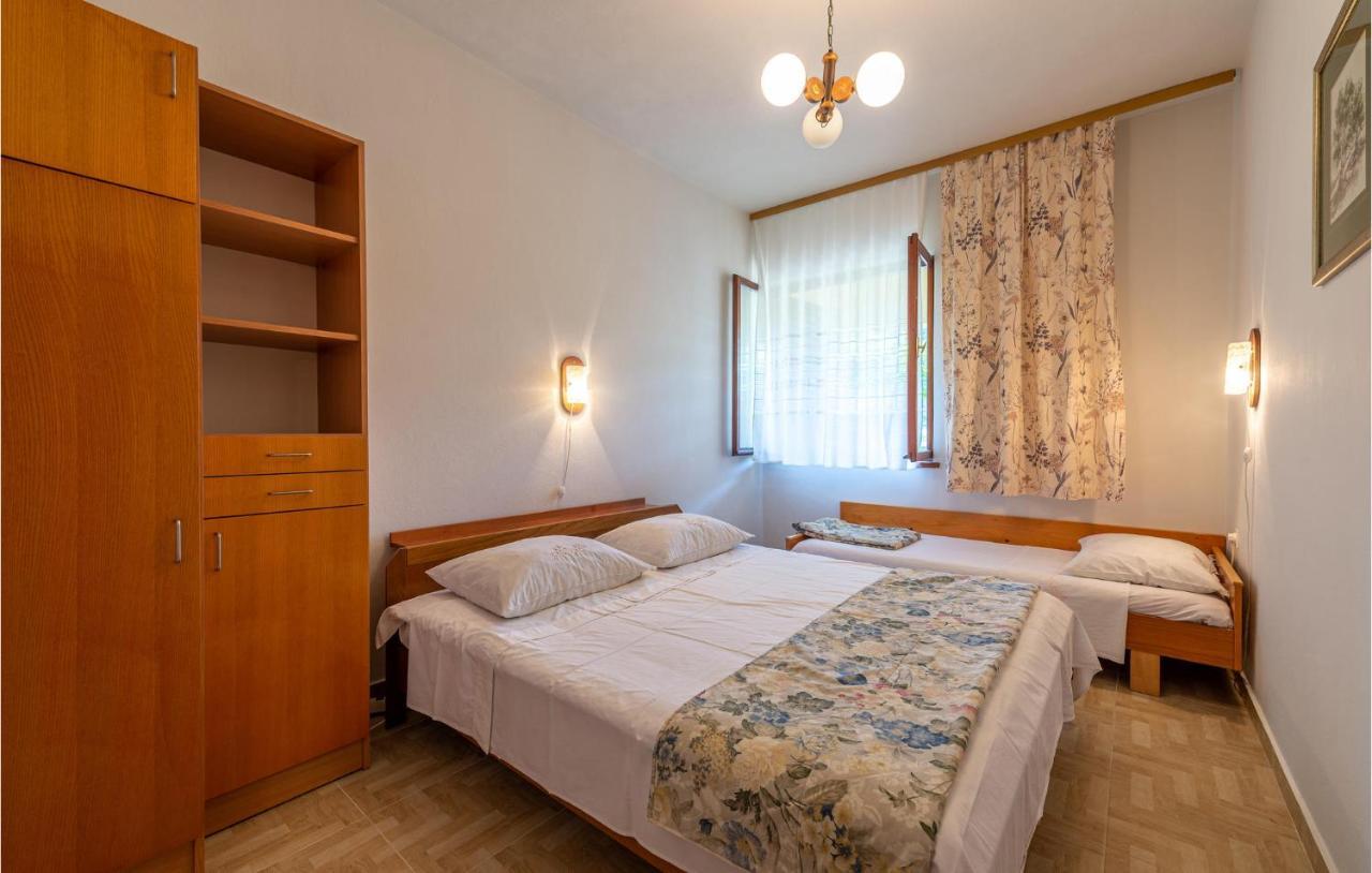 Stunning Apartment In Zadar With Wifi Екстериор снимка